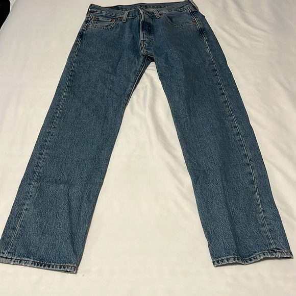 Levi’s 501 Button Fly Straight Leg Jeans - Picture 3 of 6